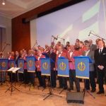 Suomen laulu vahvistetulla kuorolla